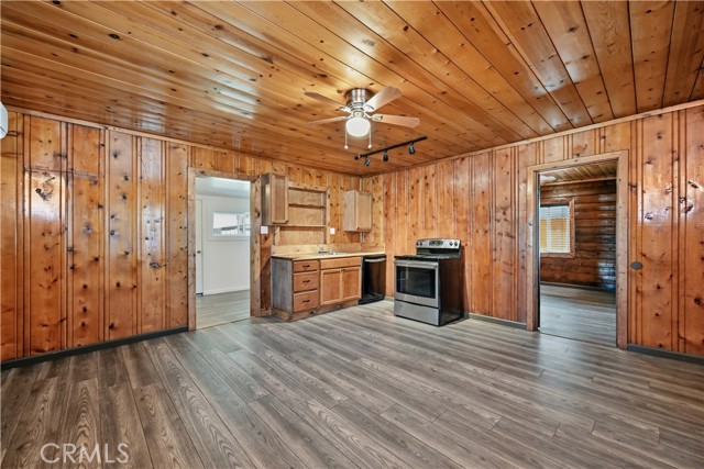 14420 Pearl Avenue, Clearlake
