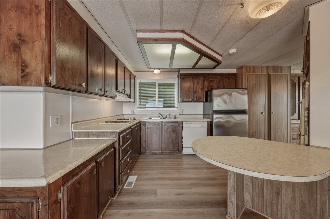 6956 Glebe Drive, Kelseyville