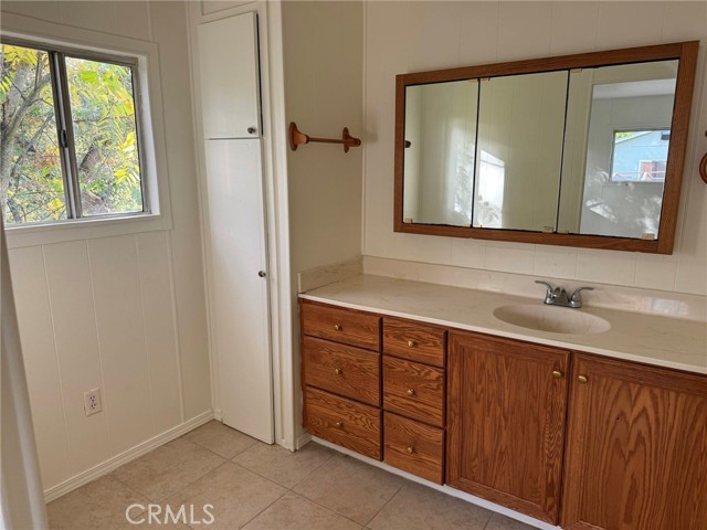 13935 Manakee, Clearlake