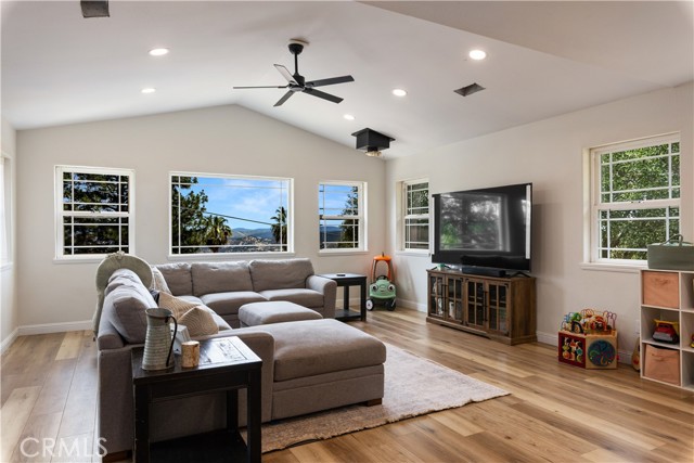 9289 Hoopa, Kelseyville