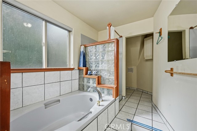 16945 Knollview, Hidden Valley Lake