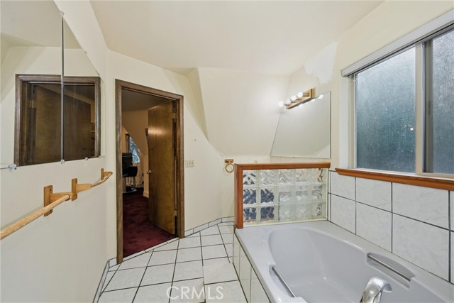 16945 Knollview, Hidden Valley Lake