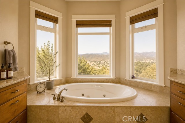 17535 Meadow View, Hidden Valley Lake