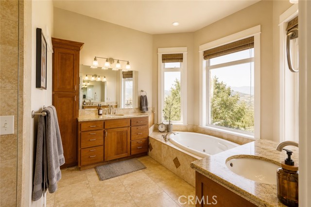 17535 Meadow View, Hidden Valley Lake