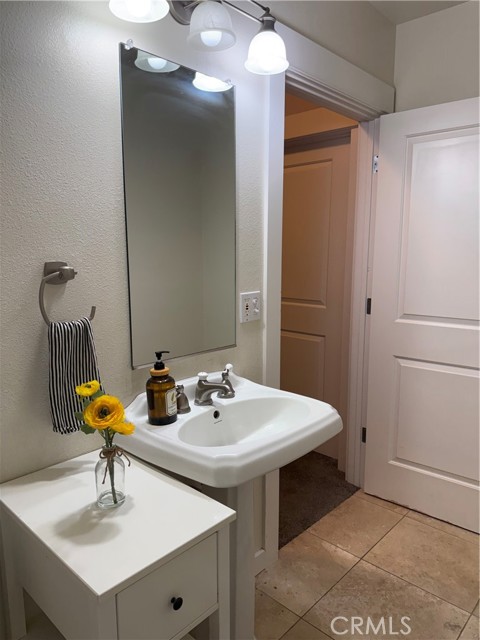 17535 Meadow View, Hidden Valley Lake