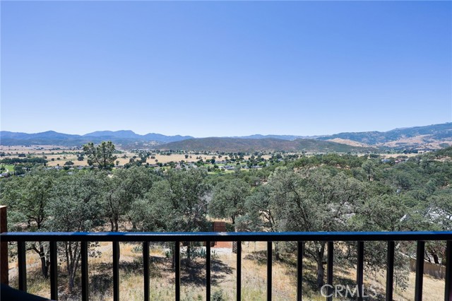 17535 Meadow View, Hidden Valley Lake