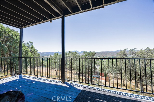 17535 Meadow View, Hidden Valley Lake