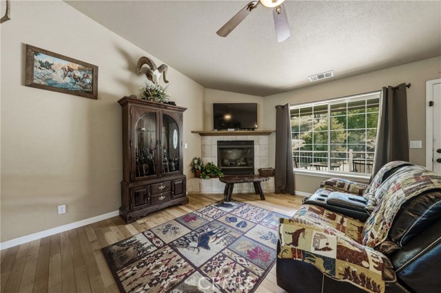 3409 Wolf Creek, Clearlake Oaks