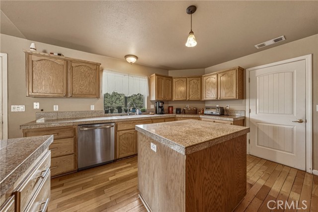 3409 Wolf Creek, Clearlake Oaks