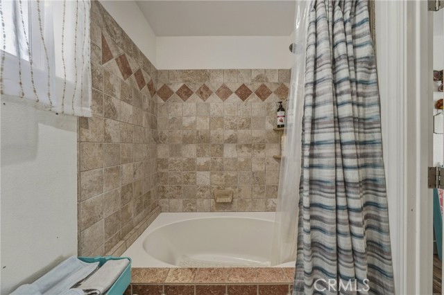 3310 Riviera West, Kelseyville