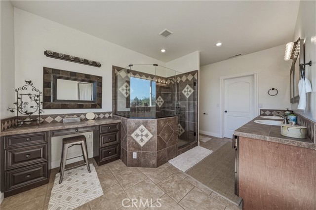 3310 Riviera West, Kelseyville