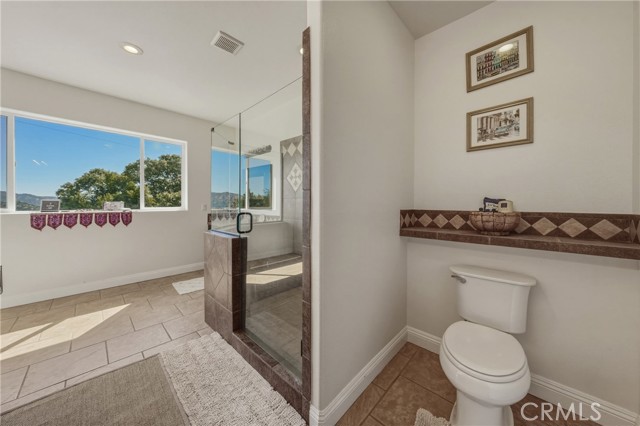 3310 Riviera West, Kelseyville