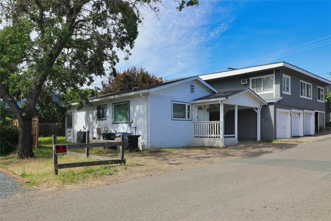 65 Lily Cove, Lakeport