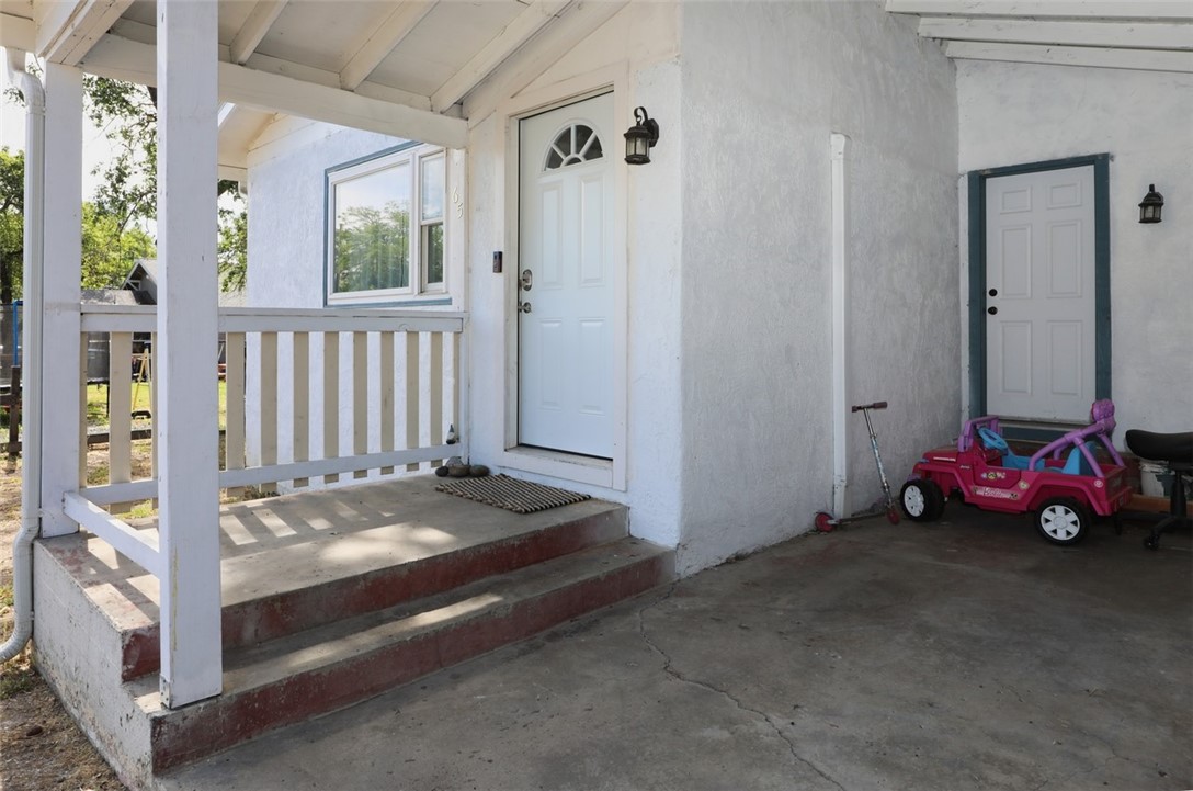 65 Lily Cove, Lakeport