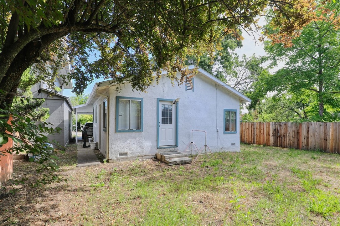 65 Lily Cove, Lakeport