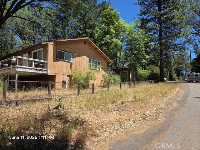 10498 Redwood Road, Loch Lomond