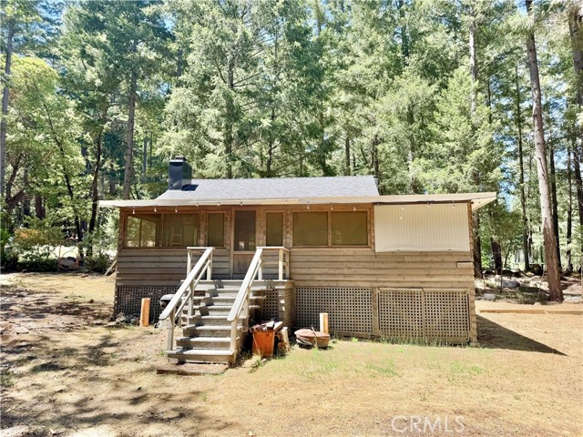 9520 Oak Place, Cobb
