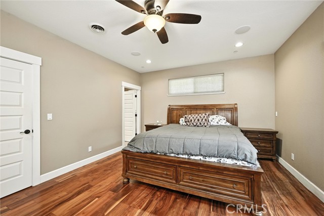 9482 Hoberg Drive, Cobb