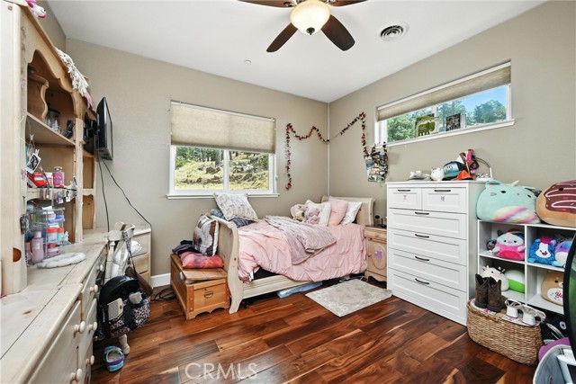 9482 Hoberg Drive, Cobb