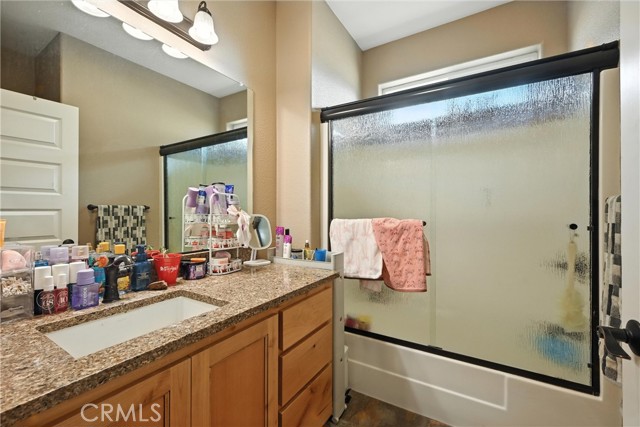 9482 Hoberg Drive, Cobb