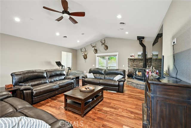 9482 Hoberg Drive, Cobb