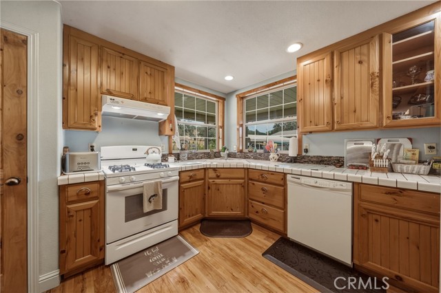 1623 New Long Valley Road, Clearlake Oaks