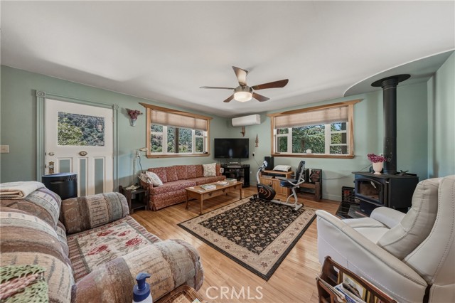 1623 New Long Valley Road, Clearlake Oaks