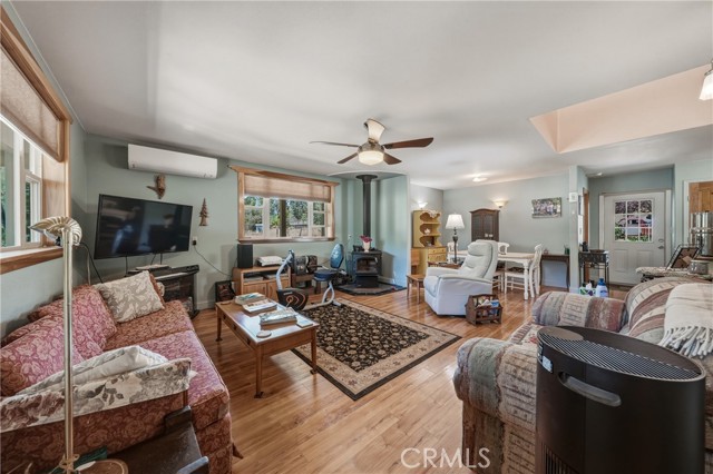 1623 New Long Valley Road, Clearlake Oaks