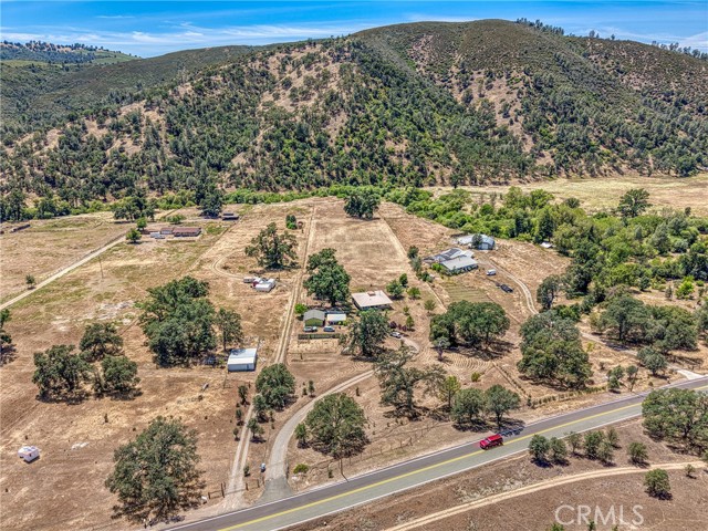 1623 New Long Valley Road, Clearlake Oaks
