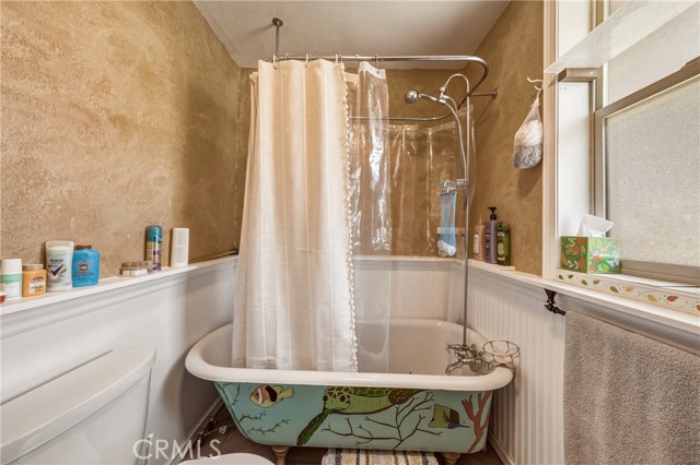 1623 New Long Valley Road, Clearlake Oaks