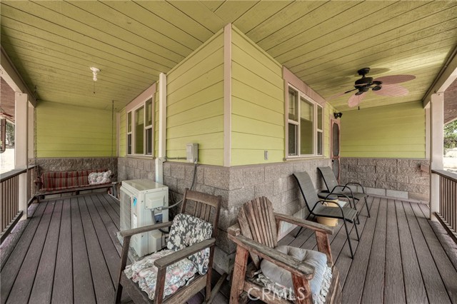 1623 New Long Valley Road, Clearlake Oaks