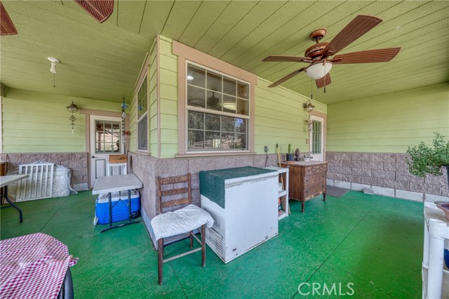1623 New Long Valley Road, Clearlake Oaks