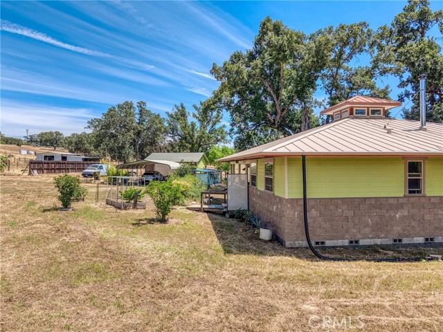 1623 New Long Valley Road, Clearlake Oaks