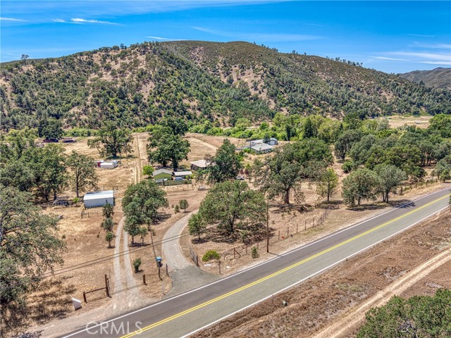 1623 New Long Valley Road, Clearlake Oaks