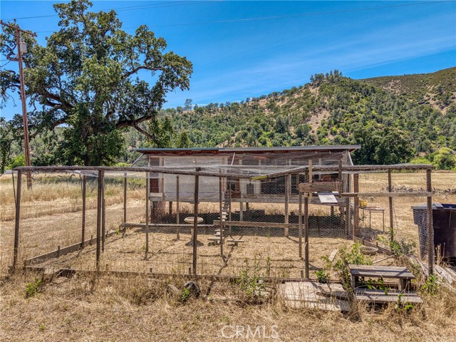 1623 New Long Valley Road, Clearlake Oaks