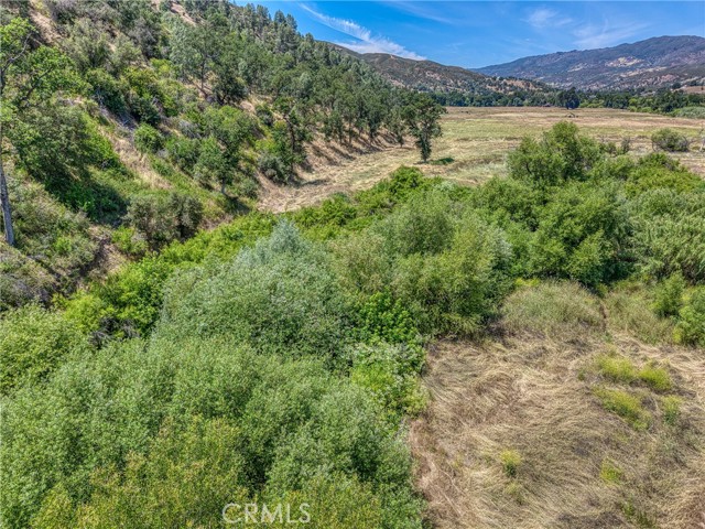 1623 New Long Valley Road, Clearlake Oaks