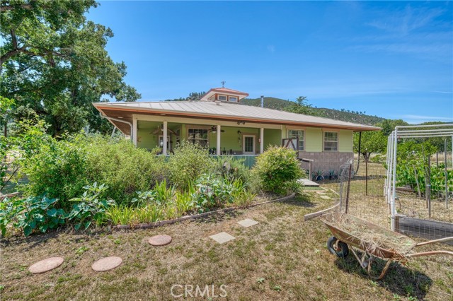 1623 New Long Valley Road, Clearlake Oaks
