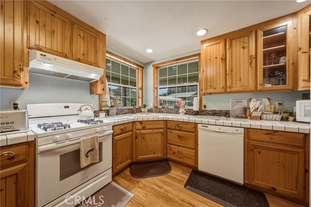 1623 New Long Valley Road, Clearlake Oaks