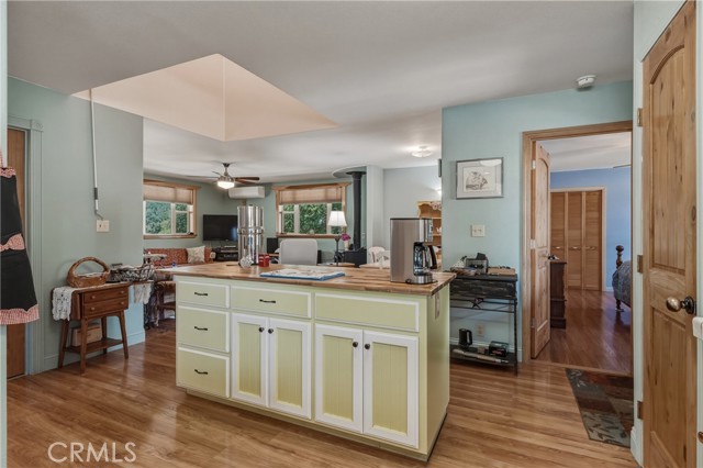 1623 New Long Valley Road, Clearlake Oaks