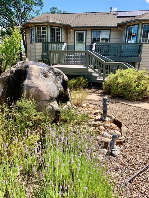18076 Vista Point Ct, Hidden Valley Lake