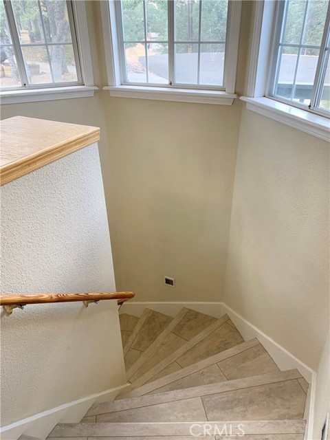 18076 Vista Point Ct, Hidden Valley Lake
