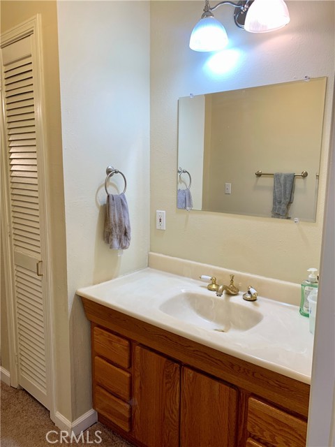 18076 Vista Point Ct, Hidden Valley Lake