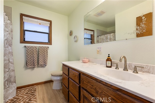 920 Park Way, Lakeport