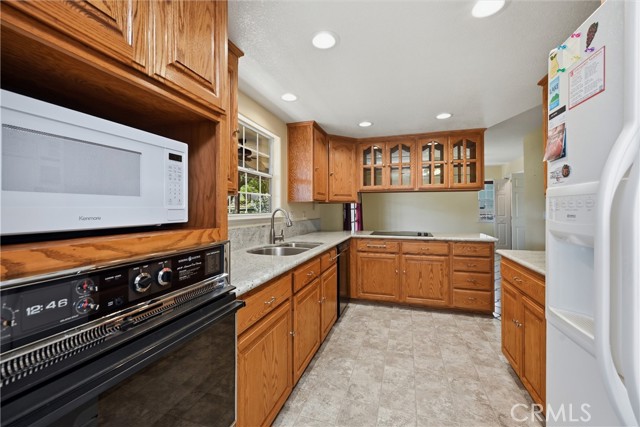 18325 Pinnacle Court, Hidden Valley Lake