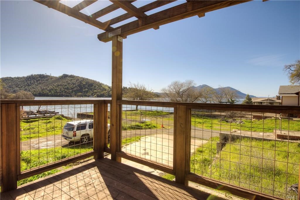 14465 Lakeshore, Clearlake