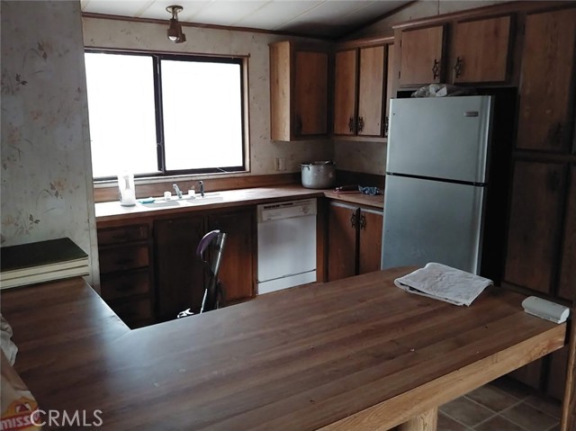 11254 Airstrip Road, Loch Lomond