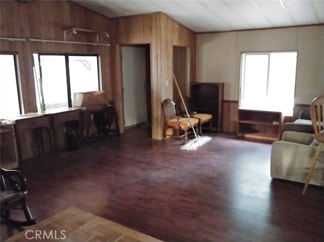 11254 Airstrip Road, Loch Lomond
