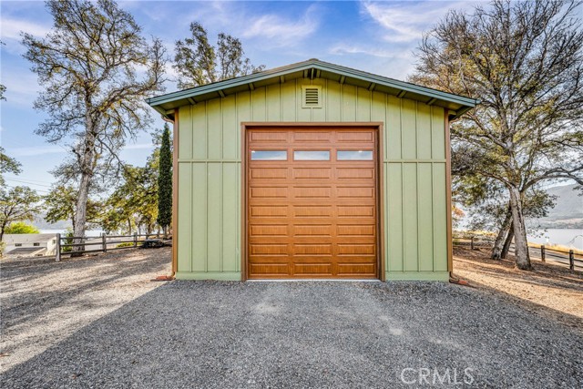 3012 Oak Crest Drive, Clearlake