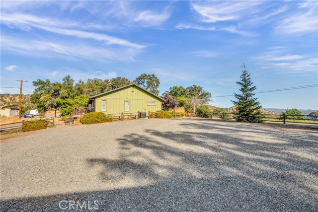3012 Oak Crest Drive, Clearlake