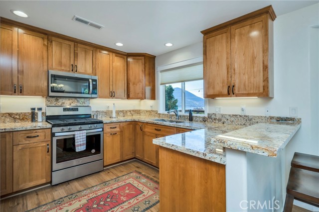 3012 Oak Crest Drive, Clearlake
